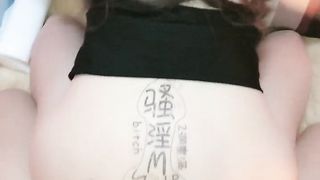 【极品淫荡娇妻】身材纤细新婚嫩妹『貓小貓』啪啪口交淫文私拍流出 粗屌暴力撞击蜜桃臀 粉嫩美穴篇 高清720P原版