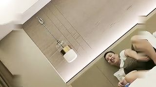 【探花999999】，新晋探花首场，约操漂亮小姐姐偷拍，温柔配合娇喘动听，高清源码录制