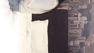 【步宾寻花】洋娃娃般的外围小姐姐，脸蛋精致漂亮，女神温柔可舌吻，性爱细节啪啪完美展示