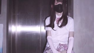 【69堂精品】国产CD极品伪娘曦曦新作JK灰丝电梯口飞机撸射