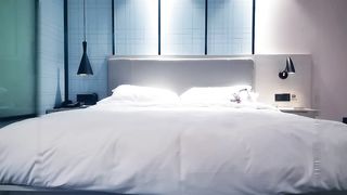 【69堂精品】黄先生代班约操极品清纯外围小姐姐美乳粉穴