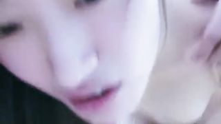 【69堂精品】骚眼镜妹69姿势深喉扣穴掰开双腿爆操02