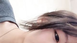 【69堂精品】咕噜咕噜人气小仙女粉穴美乳特写绝美佳人