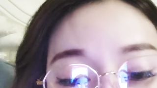 【69堂精品】御姐黑丝网袜红色吊带睡衣道具大黑牛自慰刺激阴蒂