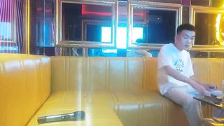 怨种探花LTV玩操大奶抠逼流水一部