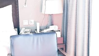 嫩模宝宝展示丝袜美足掰开白虎小穴观看