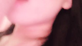 【69免费视频】微胖人妻玩弄鸡巴蛋蛋坐插呻吟诱惑