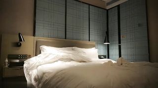 【69堂精品视频】高价外围小姐姐粉穴白丝高颜值女神很是诱惑