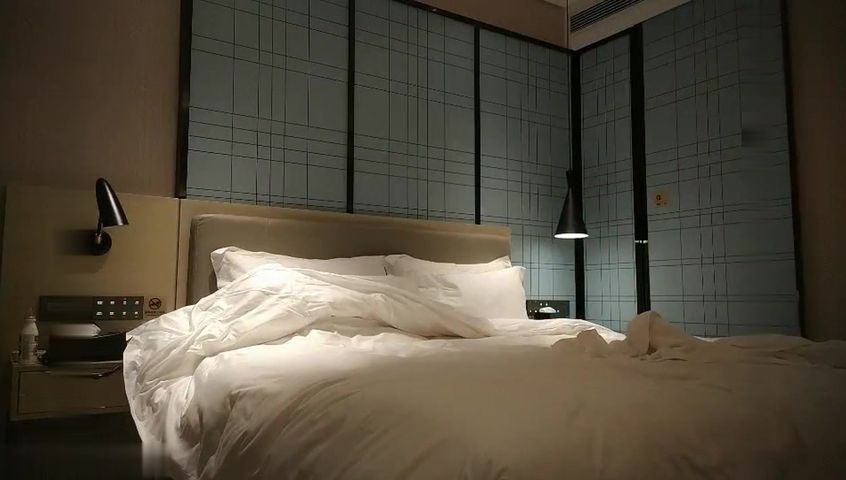 【69堂精品视频】高价外围小姐姐粉穴白丝高颜值女神很是诱惑