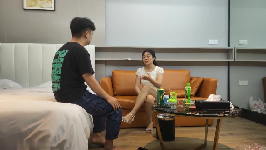 【69堂精品】胖子传媒工作室婚纱女返场翘臀美乳爆操高潮