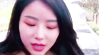 【69堂精品】风骚御姐户外站立自慰喷水量占大鸡巴也不停