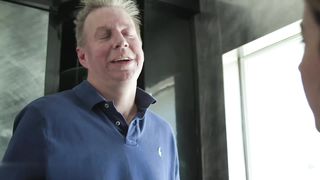 【69堂免费视频】继父操他十几岁的继女凯莉火箭般阴户舔弄