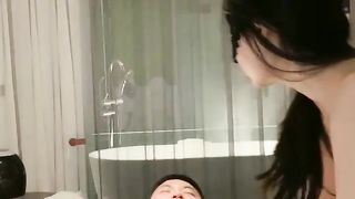 【69堂免费视频】模特小骚货气质甜美又很骚酒店炮友操逼