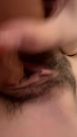 【69堂免费视频】新人下海小姐姐！居家道具自慰操逼！洗完澡开始