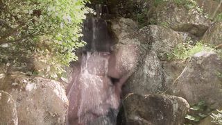 【69堂免费视频】第一个也是最后一个充满男人梦想的美艳后宫