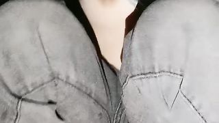 【69堂免费视频】良家小少妇的激情，深夜啪啪给狼友看，衣服都没脱就草上了，淫水湿透骚逼都能拉丝了，大鸡巴无套抽插干射了