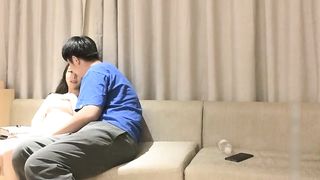 【69堂免费视频】这样的尤物御姐谁能挡的住？丰腴性感连衣包臀裙 软软肉体前凸后翘_