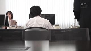 【69堂免费视频】一名刚搬到东京的女员工很快就遭到暴力强奸