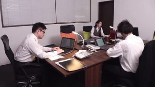 【69堂免费视频】你脱下的裤袜的味道小松杏