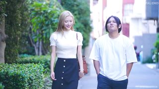 【69堂免费视频】我被住在隔壁垃圾房的性怪物老人软禁，并一直让我在他体内射精，却没有试图逃脱