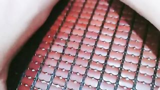 【69堂免费视频】儿媳跟她的老公公，这老头鸡巴还挺硬，揉奶抠逼自己撸鸡巴，让小媳妇撅着屁股玩着奶子后入爆草，精彩又刺激