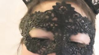 【69堂免费视频】大黑屌轮流吃，坐在桌子上一顿操，骑乘位肥臀猛坐，场面极度淫骚