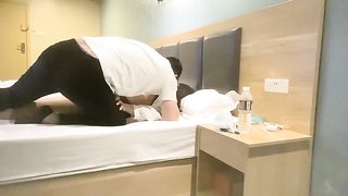 【69堂免费视频】【爱情故事】勾搭漂亮小少妇，有老公的人妻干起来就是有种莫名的刺激感