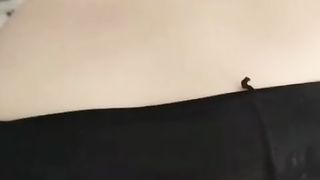 【69堂免费视频】【叔嫂乱伦】大哥让我照顾生病的嫂子，一时没忍住内射嫂子两次，嫂子竟然说精子留给哥哥吃