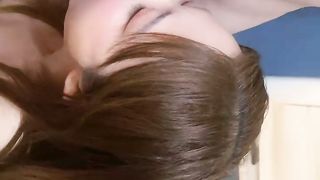 【69堂免费视频】轻熟女姐妹花露脸伺候3个大鸡巴精彩5P颜值，全程露脸小嘴喝逼逼都被草着，两个骚逼躺一起被三个鸡巴朝脸撸