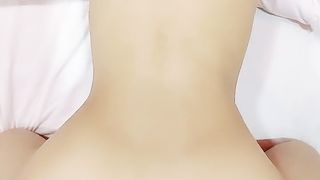 【69堂免费视频】闷骚的颜值小骚货约啪附近大哥，人美又骚深喉大鸡巴