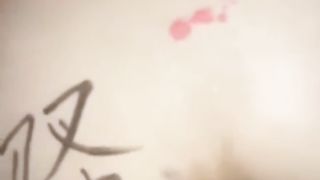 【69堂免费视频】大一双马尾学生妹超级反差，爸爸的小母狗被狠狠调教喝尿