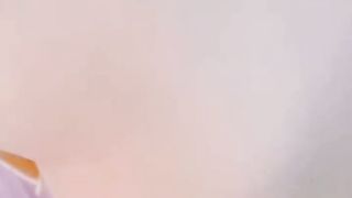 【69堂免费视频】父女乱伦事件。刚成年女儿放假回家为多要点生活费挑脱衣舞，被亲爹爆操内射