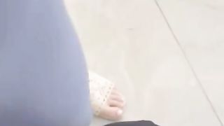 【69堂免费视频】【叔嫂乱伦】帮大嫂通下水道，偷看到嫂子换衣服，忍不住直接强行狂操嫂子