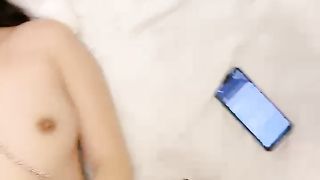 【69堂免费视频】约了个长裙长相甜美黄发妹子啪啪