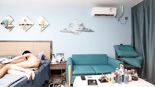 【69堂免费视频】高清拍摄甜美少妇  聊聊天沙发床上轮换着操 抬腿抽插抱着屁股骑坐 扶着腰往上顶非常耐操