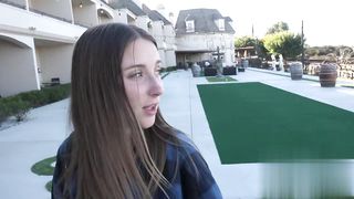 【69堂免费视频】大奶女友色诱我果断拔吊操逼