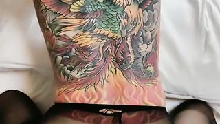 【69堂免费视频】主动骑乘位深插，扶腰后入爆操，从下往上视角，极度淫骚