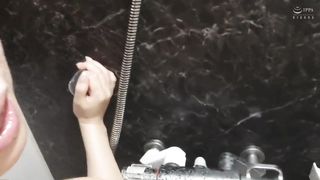 【69堂免费视频】我的鸡巴在抽搐！它深深地击打着我！