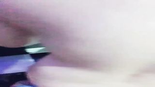 【69堂免费视频】小姐姐一对美乳_洗手间对着镜子后入_白皙风骚_淫水不断享受其中