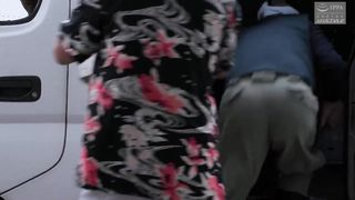 【69堂免费视频】朱波朱波！尽情享受鸡巴，从上面跨过它，然后将其插入生的