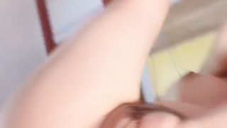 【69堂免费视频】极品尤物性感女神！衬衣顶级美腿！