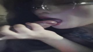 【69堂免费视频】一晚上收入11万金币，【户外裸奔女神】，街头艳遇，搭讪小哥哥，车震来得猝不及防，风骚妩媚小哥哥懵逼了