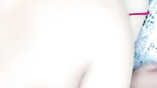 【69堂免费视频】爆乳眼镜小美女尽情大力输出，美女很耐操