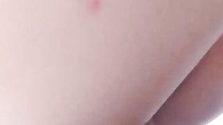 【69堂免费视频】露脸性爱私拍_吃完晚餐还想吃鸡巴就到厕所解决了应该没让朋友等太久_DeWatermark