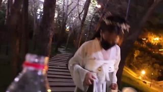 【69堂免费视频】樱花小猫_古风少女户外漏出骚穴，想要被大肉棒后入