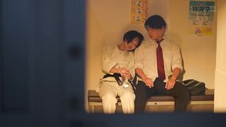 【69堂免费视频】【数量有限】我的妹妹已经变成了一个漂亮的女孩，并且有了她的第一个男朋友。哥哥嫉妒疯了在学校不断射精，上课时阴部充满精液柴崎はる内裤及写真套图 1