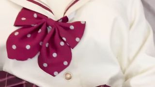 【69堂免费视频】拼顺风车邂逅的一个JK眼镜小妹_先夸她的小熊背包很可爱,然后约她一起吃个饭,最后让我免费操