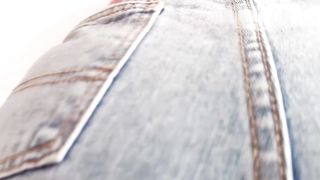 【69堂免费视频】合租男女_爱的初体验，退下女神瑜伽裤暴力后入翘臀，美腿尤物抱在怀里爆操