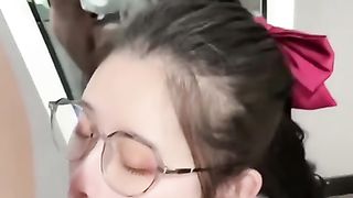 【69堂免费视频】后入JK眼镜少女