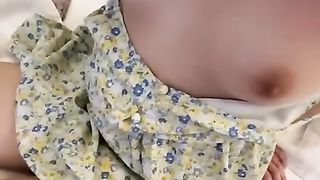 【69堂免费视频】小学妹被操的时候主动要求掐脖子！还是个反差小m呢